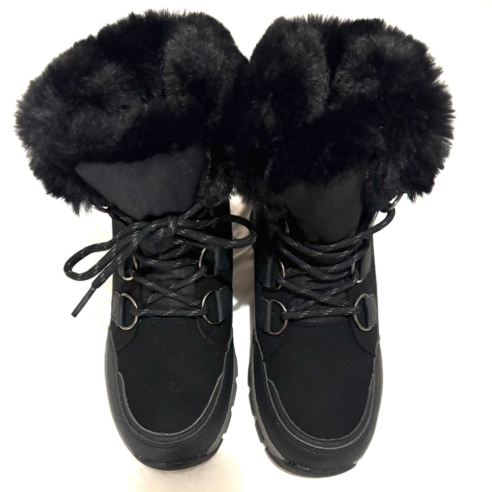 Women's Black Fur-Lined Winter Boots